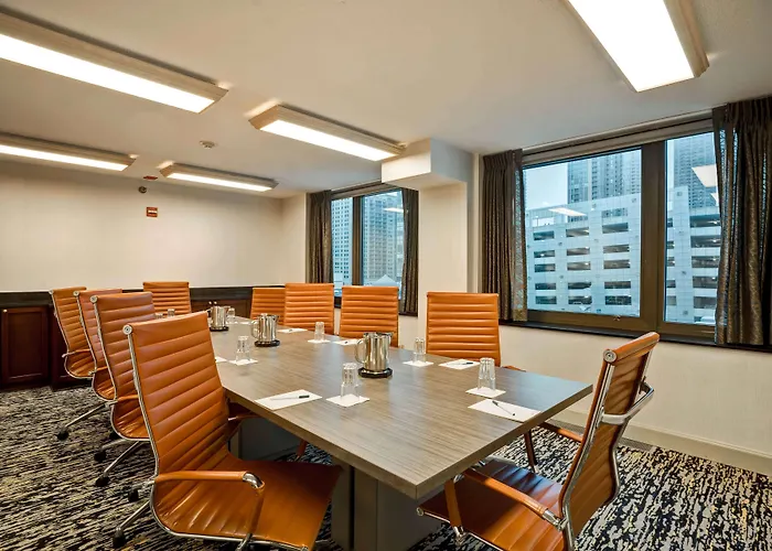 Hotel Homewood By Hilton Chicago-downtown 3*