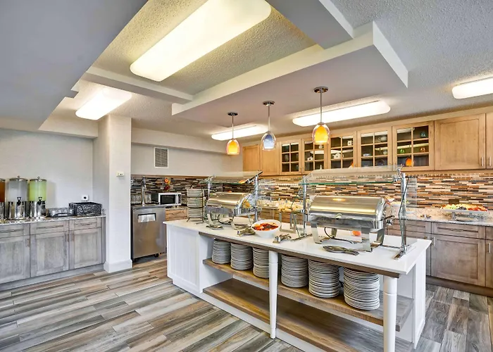 Homewood By Hilton Chicago-downtown Hotel 3*