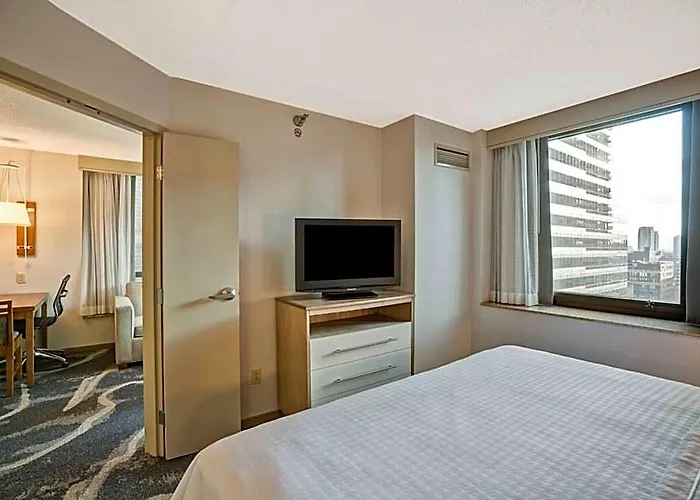 Hotel Homewood By Hilton Chicago-downtown Chicago